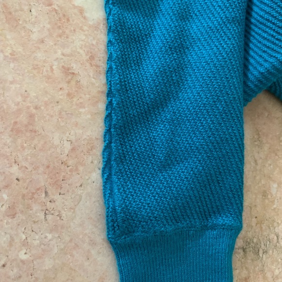 Express Women’s Tunic Sweater 3/4 Sleeve Knit Blouse- XS- NWT - Picture 7 of 8